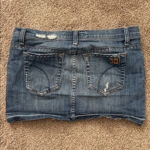Joe's Jeans Blue Denim Mini Skirt Women’s size 29 equivalent to Medium /size 8.